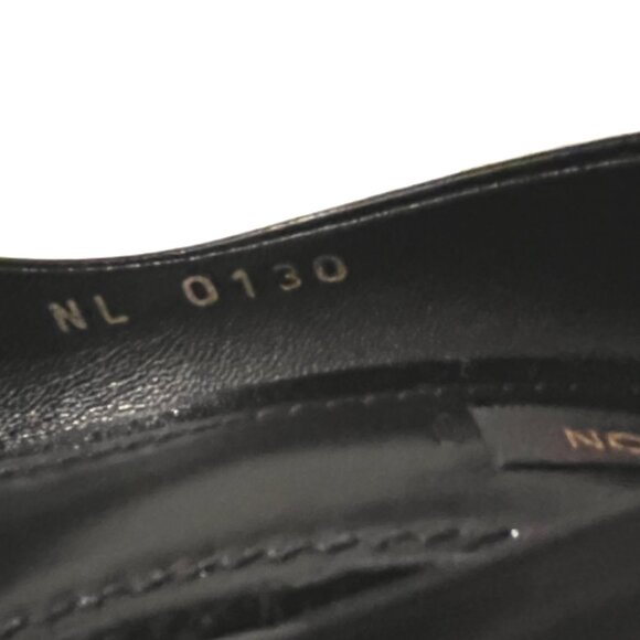 Louis Vuitton Black Patent Leather Gold LV Lock Wedge Pumps  Size 37.5 / US 7.5 - Picture 13 of 14